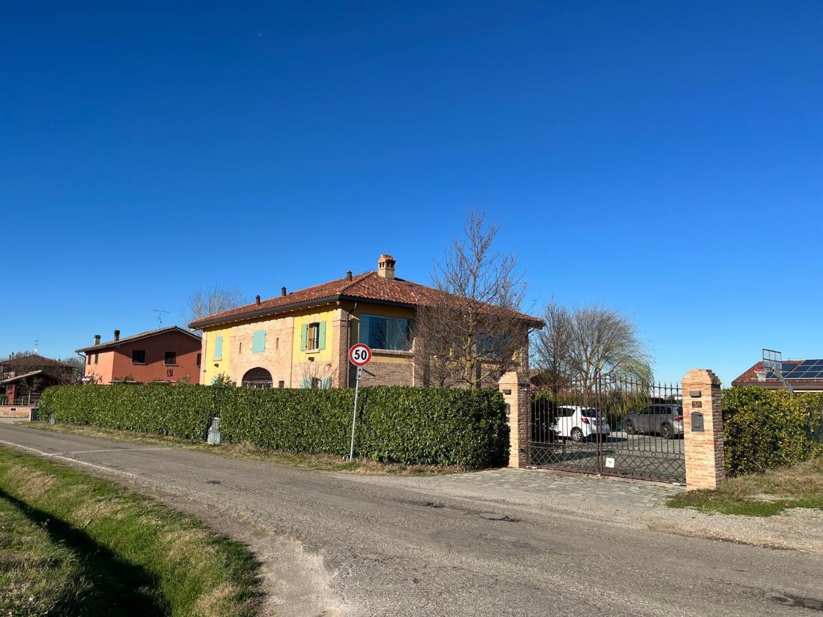 * * * * * Splendida Casa Di Campagna Castenaso Buitenkant foto